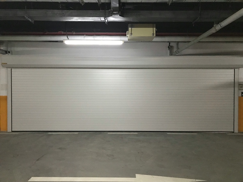 车库卷帘门